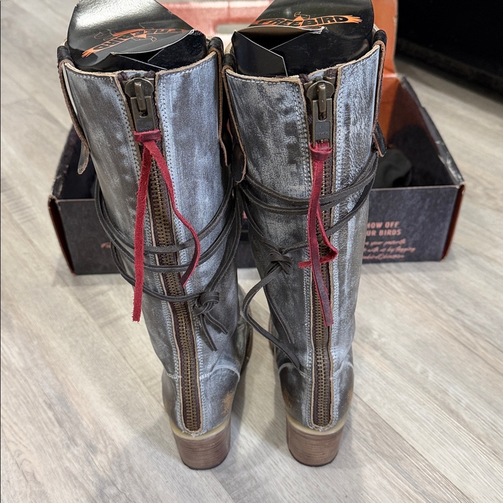 Freebird Ice Granny Boots - Picture 7 of 7